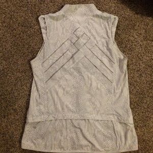 Lululemon light speed vest 🍋🍋