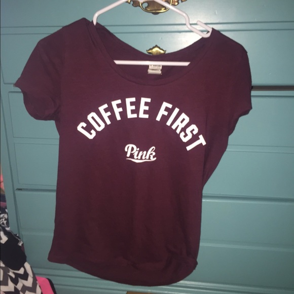(Pink) maroon t-shirt