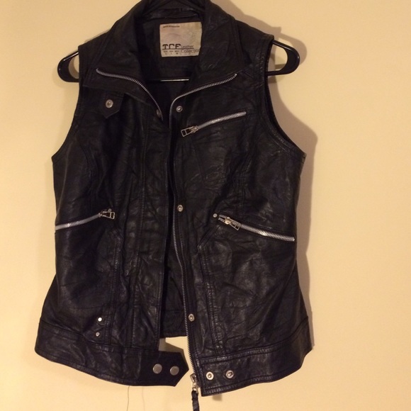 Faux leather vest from Zara
