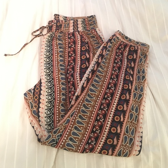 American Eagle Outfitters slouchy jogger