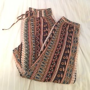 American Eagle Outfitters slouchy jogger