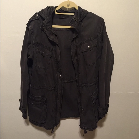Aritzia Talula Trooper Jacket