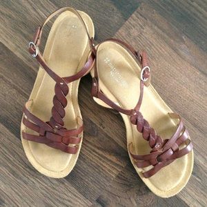 NATURALIZER Temma Leather Sandal Size 8.5