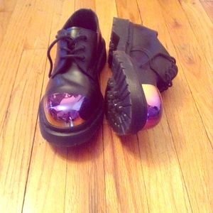 Steel toe dr.martens