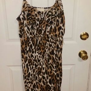 Never worn, leopard print summer dress.