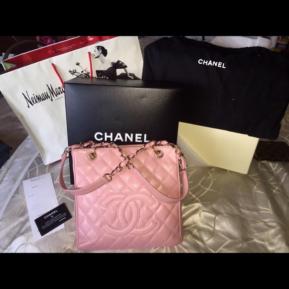 Authentic Chanel Pink PST in Caviar Leather