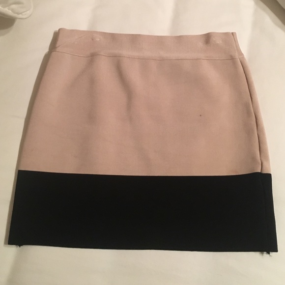 BEBE skirt
