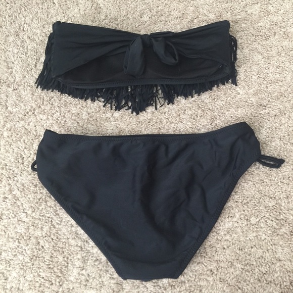 Black Strapless Bikini - Picture 2 of 3