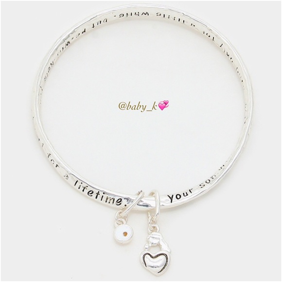🆕Mom & Son Charm Bracelet - Picture 2 of 2