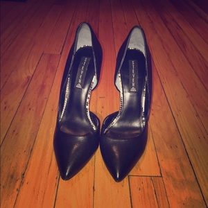 Black Steve Madden Leather Pumps
