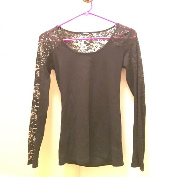 Black long sleeved shirt