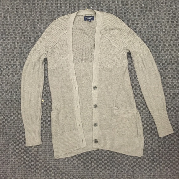 American Eagle Cardigan