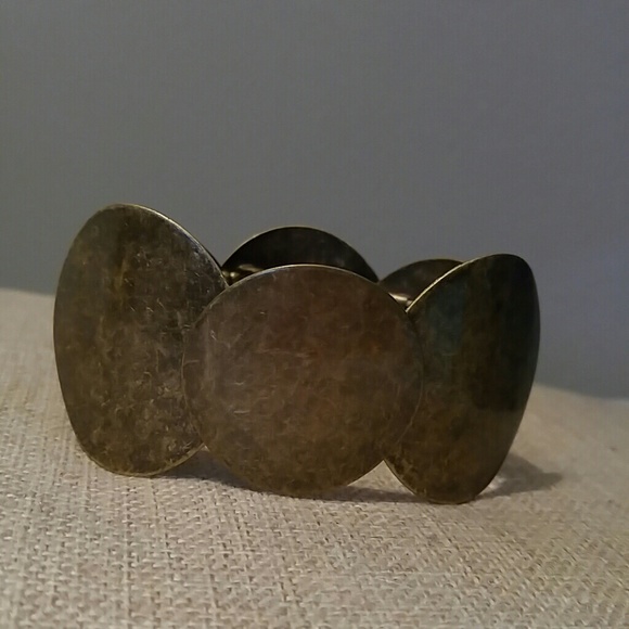 Bronze metal disc stretchy cuff bracelet