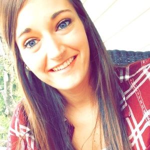 Meet your Posher, Erika
