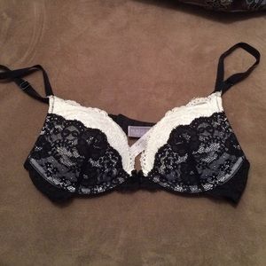 32B Victoria's Secret dream Angels lace bra