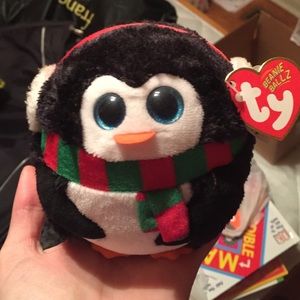 Winter Penguin Beanie Ball