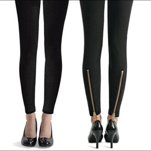 Black leggings with zipper