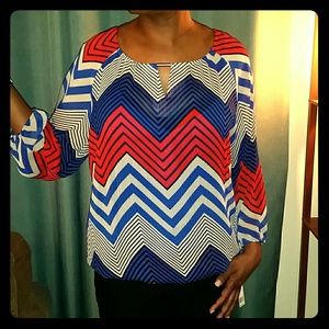 **Brand New** Geometric Blouse