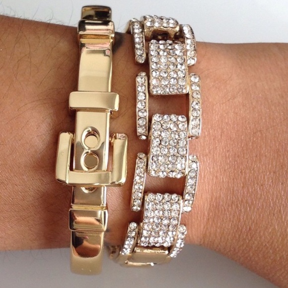 Gold Buckle Bracelet - Picture 3 of 3