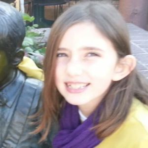 Meet your Posher, Danielle