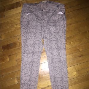 Women Old navy rockstars