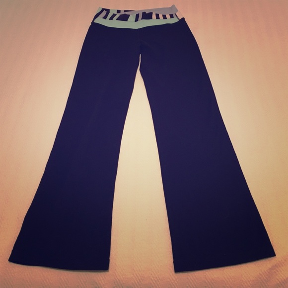 Lululemon Astro Pant Size 6