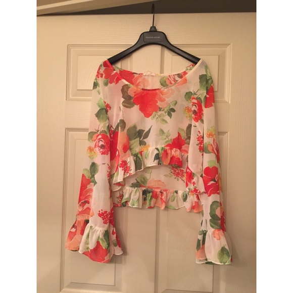 Floral Bell Sleeve Top Size Large
