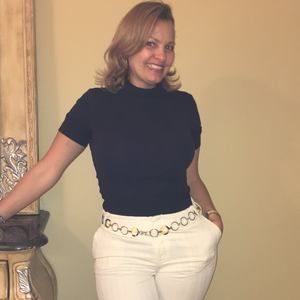 Meet your Posher, Elsa