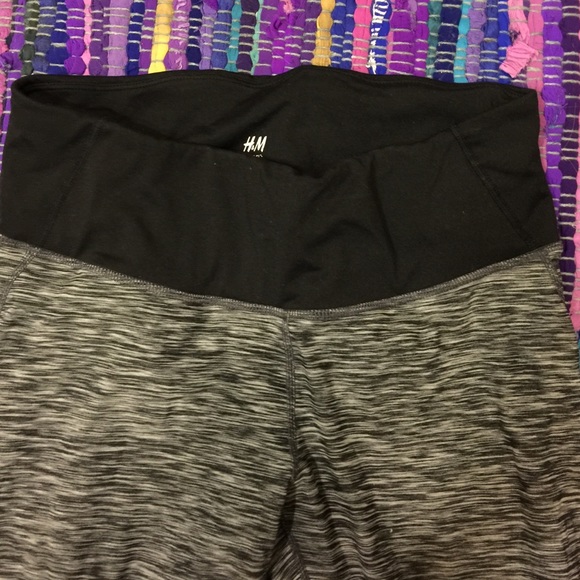 H&M leggings - Picture 2 of 2