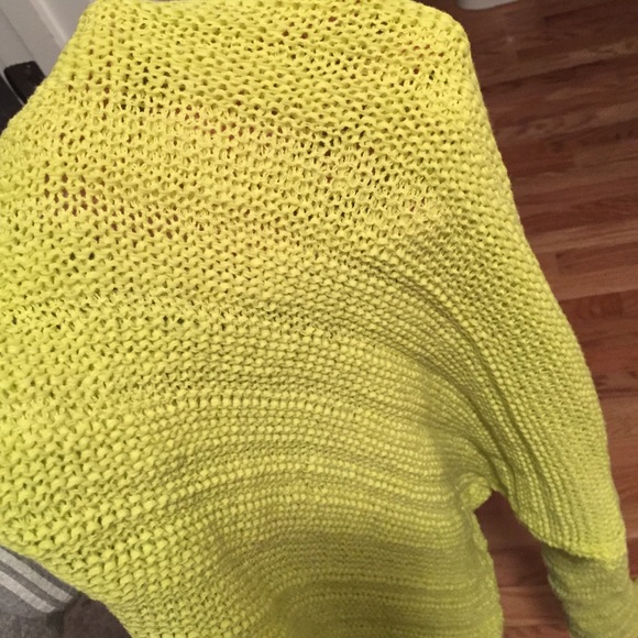 Green/yellow top.  NWOT - Picture 2 of 2