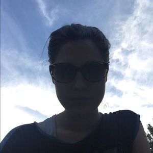 Meet your Posher, Julianne