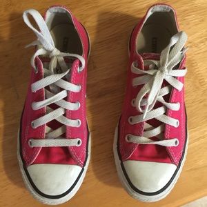 Girls pink converse