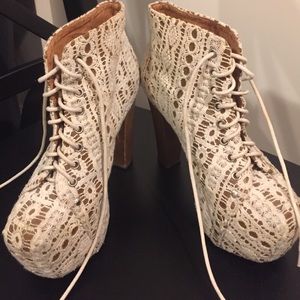 Authentic Jeffrey Campbell Lita in beige lace