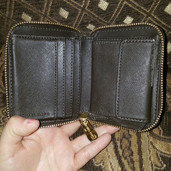 Michael kors wallet - Picture 2 of 4