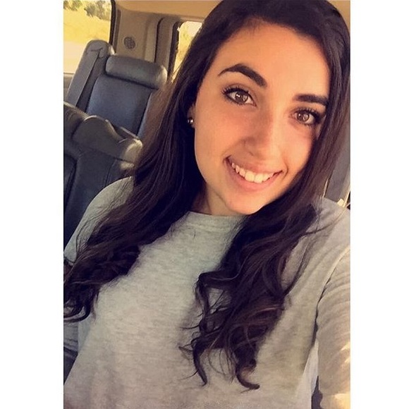 Meet your Posher, Brianna - Picture 2 of 2