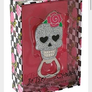 Betsey Johnson Skull Bottle Opener. NWT!