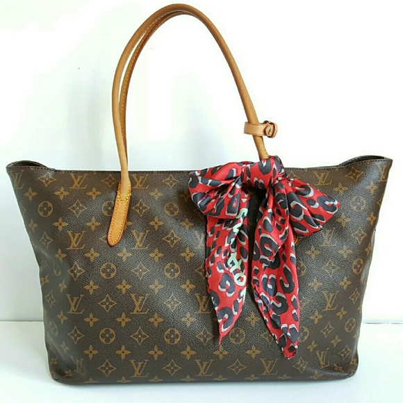 Louis Vuitton Handbags - HP! LOUIS VUITTON RASPAIL MM MONOGRAM BAG