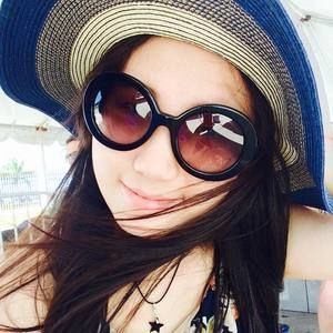 Meet your Posher, Xiaomeng