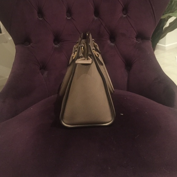Michael kors bag - Picture 3 of 4