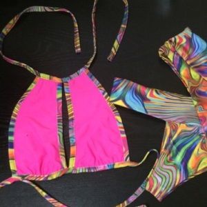 NWOT Acid Trim Halter Top