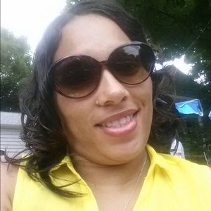 Meet your Posher, Regina