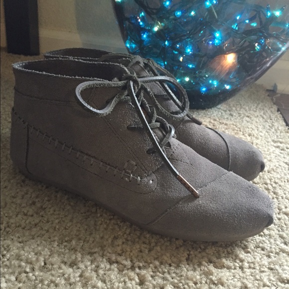 toms gray boots