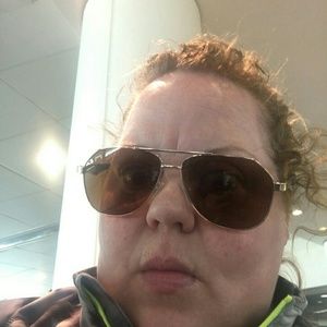 Meet your Posher, Sinead