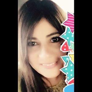 Meet your Posher, Lucia