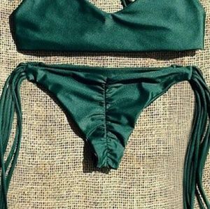 Emerald green cheeky bottoms NWOT