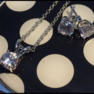 Swarovski crystals earring & necklace combo