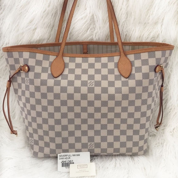 💢SOLD💢💯% Authentic Neverfull Azur Mm