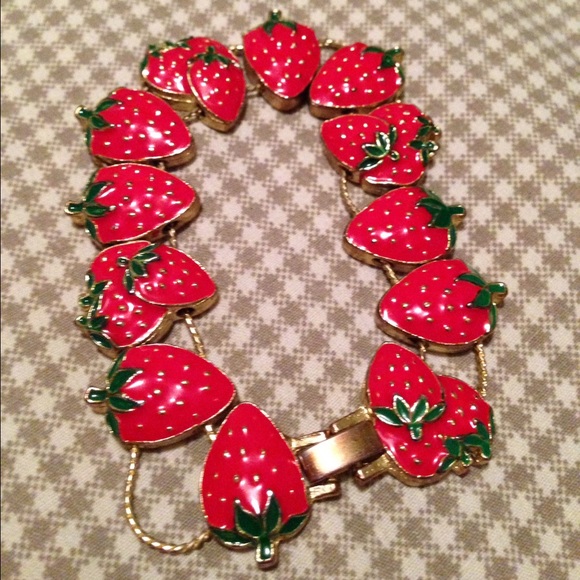 🍓Strawberry Bracelet