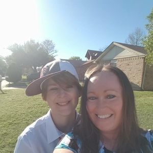 Meet your Posher, Lorie