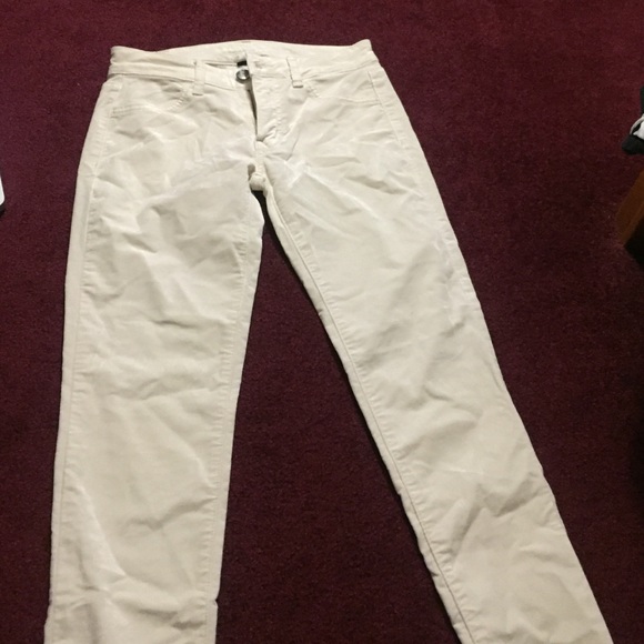 Off white smooth feeling jeans - Picture 3 of 3